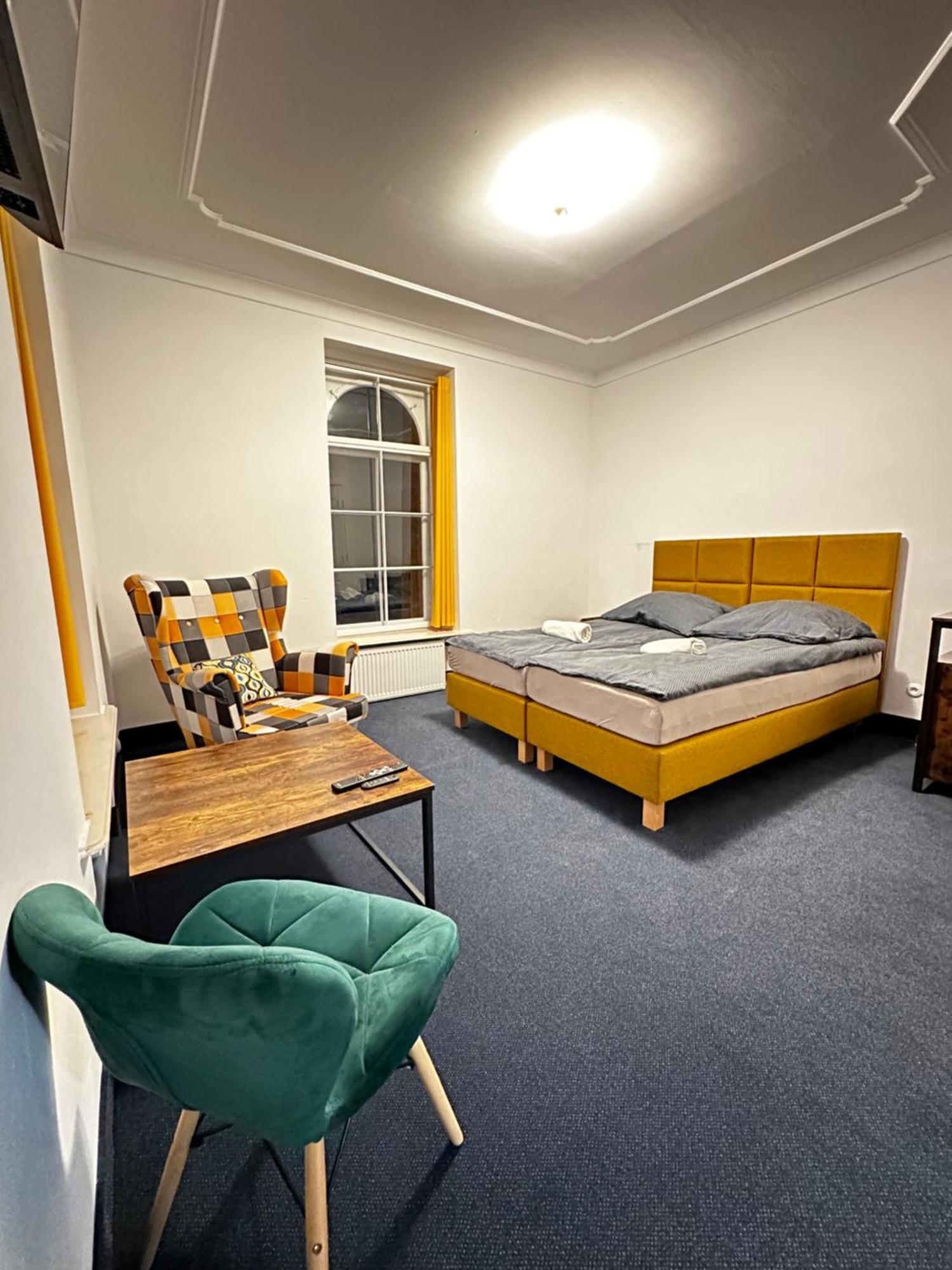 Hotel Krasnoludki Sosnowka  Ngoại thất bức ảnh