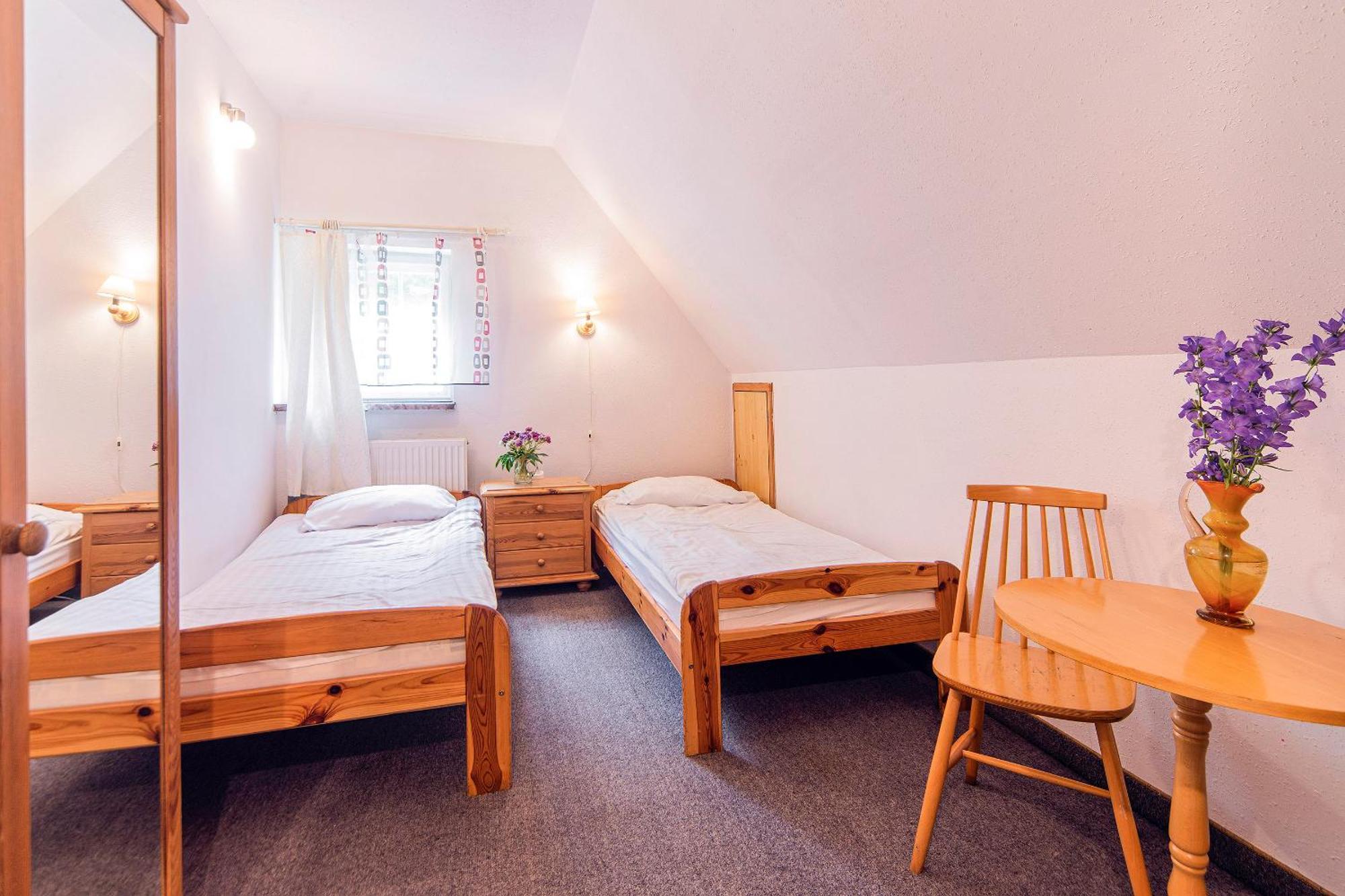 Hotel Krasnoludki Sosnowka  Ngoại thất bức ảnh
